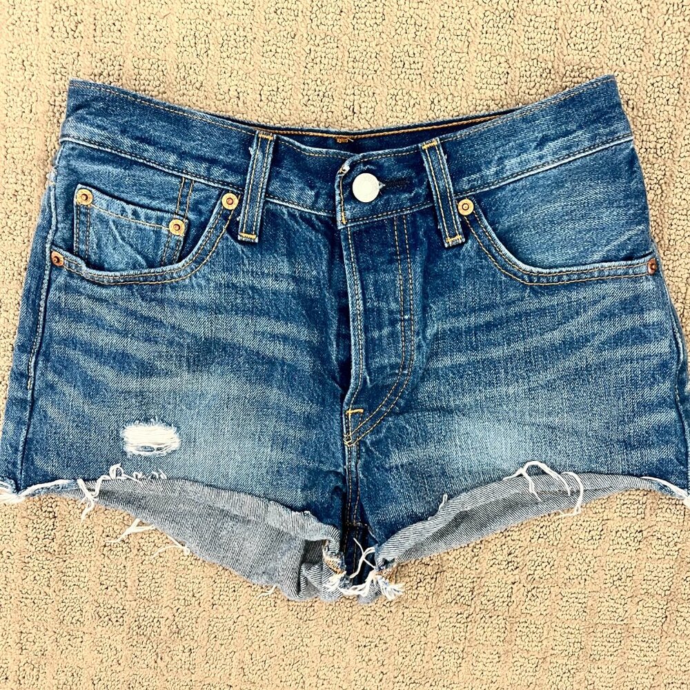 Levi’s 501 Cut-Off Shorts | Distressed High Rise - Picture 2 of 7